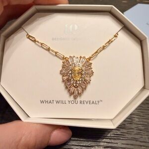 Stunning Gold and Silver Teardrop Necklace